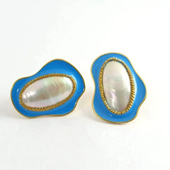 Oval Ivory Shell Silver Earring