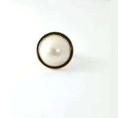 Round Shell 925 Silver Ring with Black Enamel