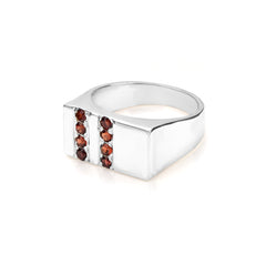 Vitality Garnet Ring in 925 Sterling Silver