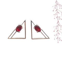 Oval Garnet Silver Earring