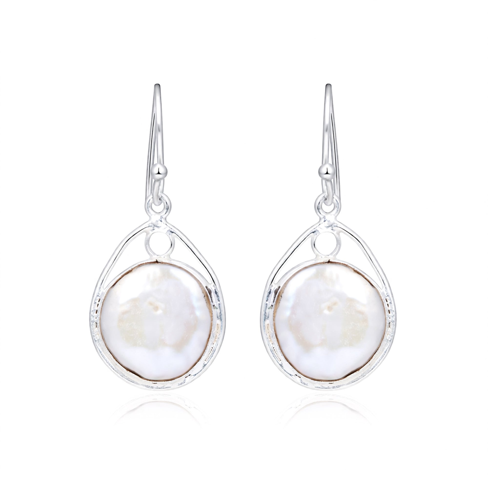 Classic Pearl Dangle Earrings in 925 Silver