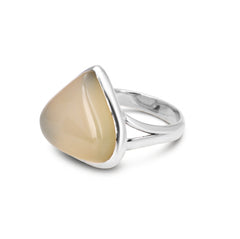 Soft pink Agate Ring in 925 Silver