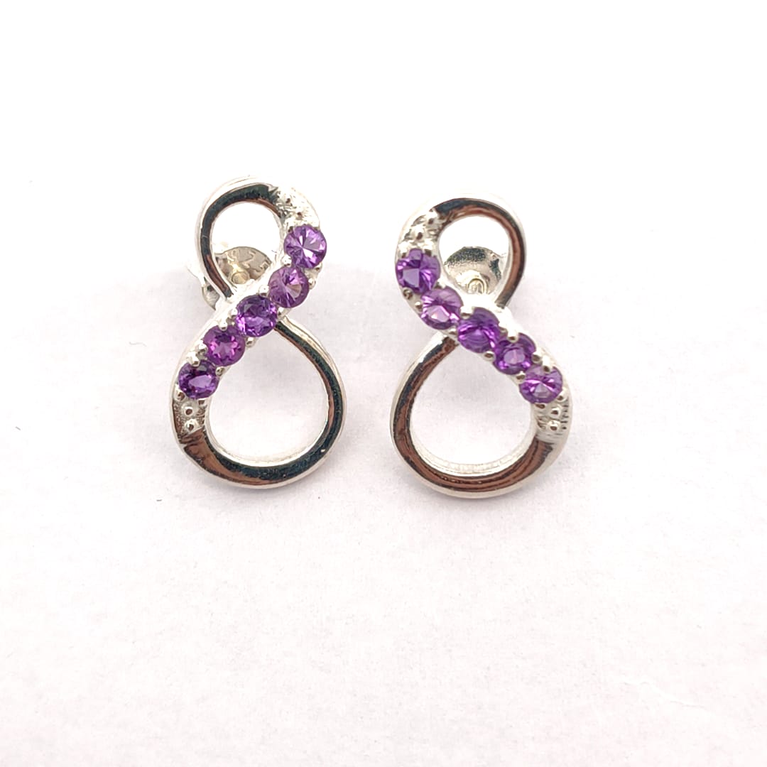 Round Amethyst Silver Earrings