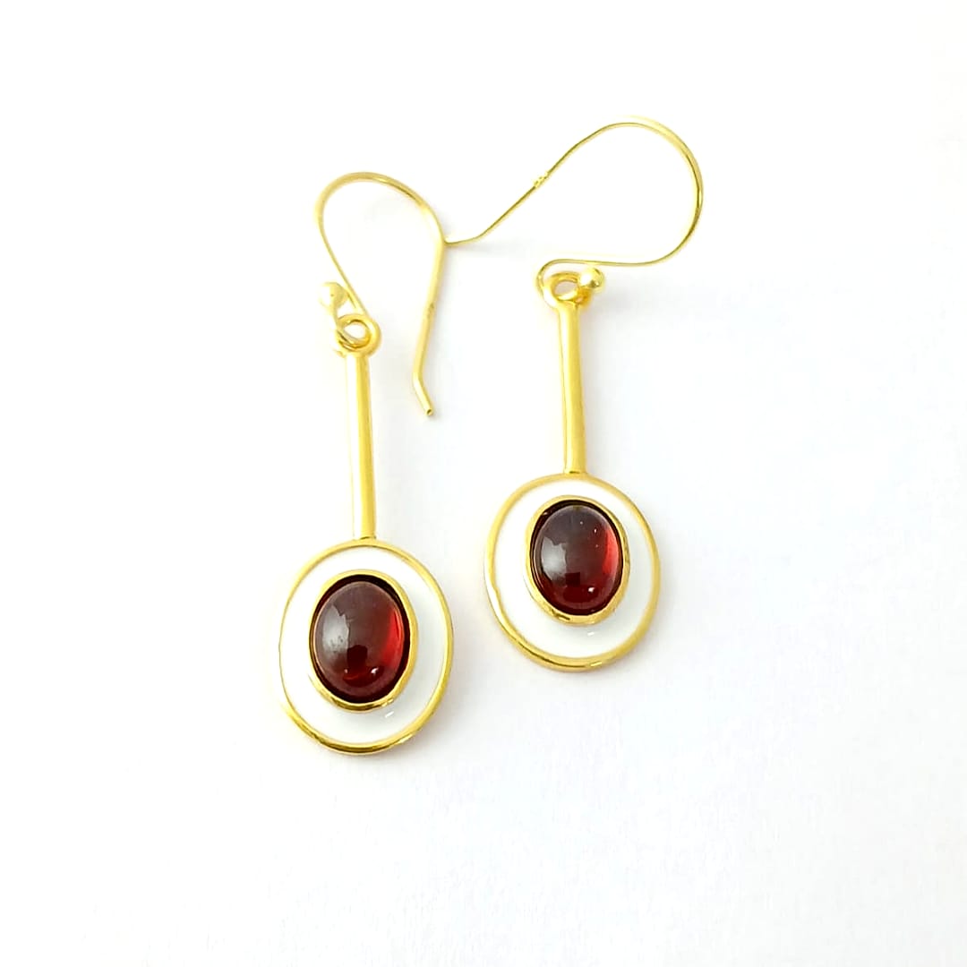 Oval garnet 925 silver earrings